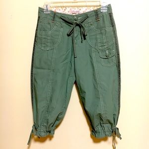 Unionbay Cargo Capri Green Size 0